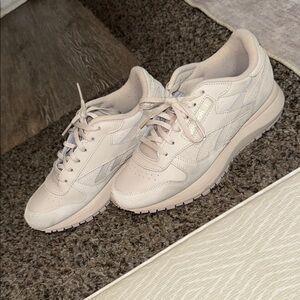 Reebok women’s sneakers